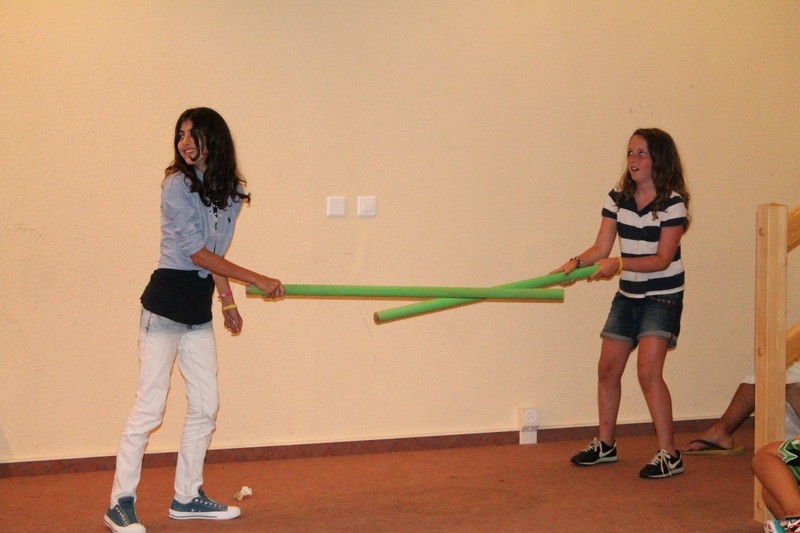 Village Camps International Summer Camp Leysin, Switzerland 2026-08-15 https://www.villagecamps.com/journals_admin/images/700-19-intl night (29).jpg